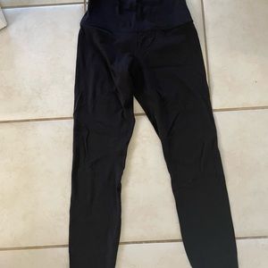 Black Lululemon Align Leggings